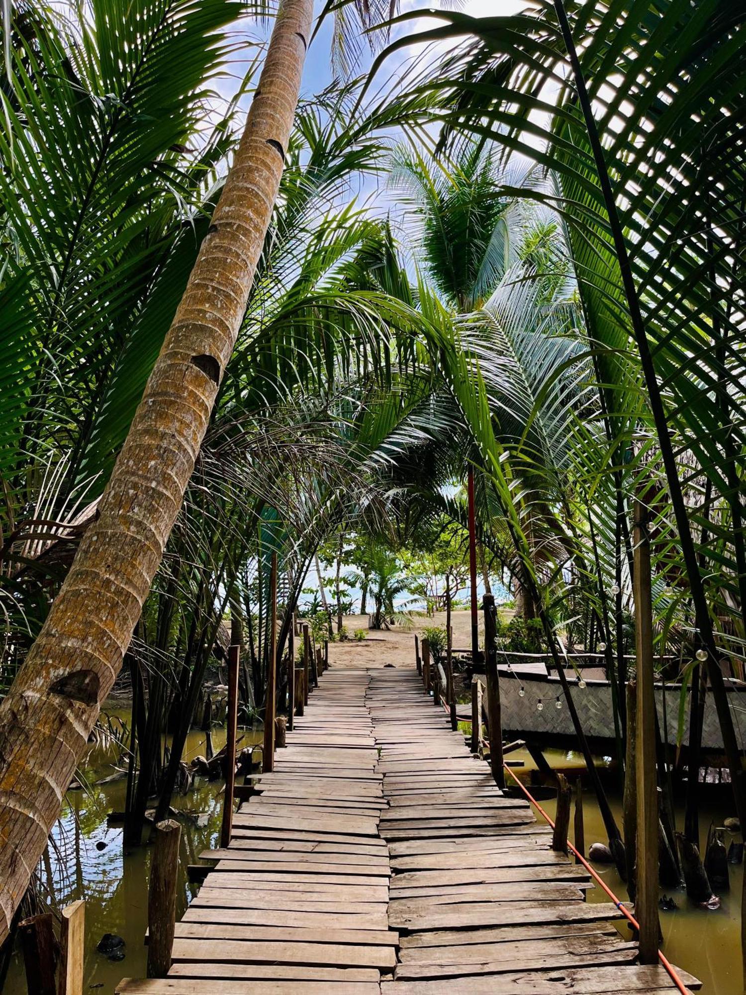 Efrena Agro Tourism Beach Ель-Нідо Екстер'єр фото